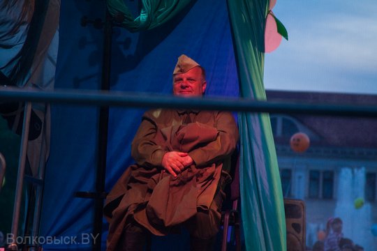 День Победы: вечерний концерт (фото)