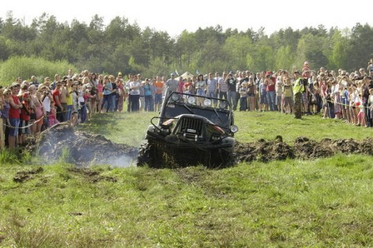 Барановичские джиперы приняли участие в трофи-рейде «Дрыгва»