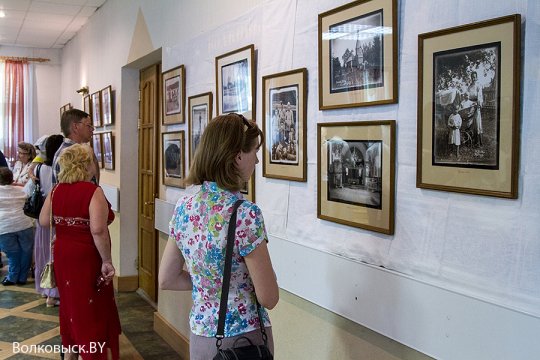 Открытие выставки Петра Волынцевича
