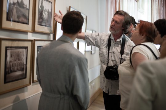 Фото с выставки Павла Волынцевича от Анатолия Валюка