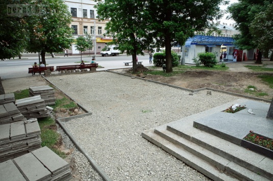 На месте старого фотоателье в Могилёве строят здание фонда соцзащиты