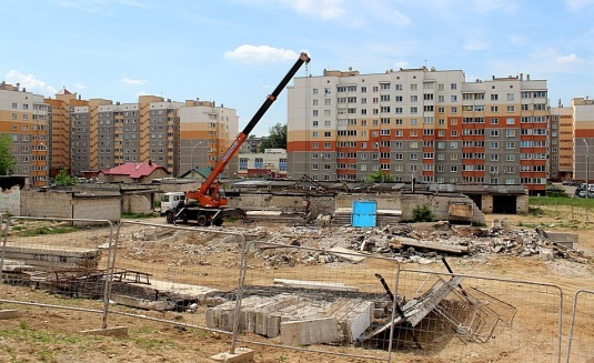 На месте основного торгового центра “Консент” в Гродно разобьют цветники и высадят деревья