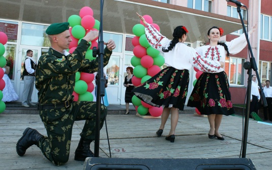 В будни и праздники — вместе. В Поставах отметили День пограничника (+фото)