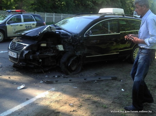Под Речицей лоб в лоб столкнулись «Жигули» и «Фольксваген» (фото)