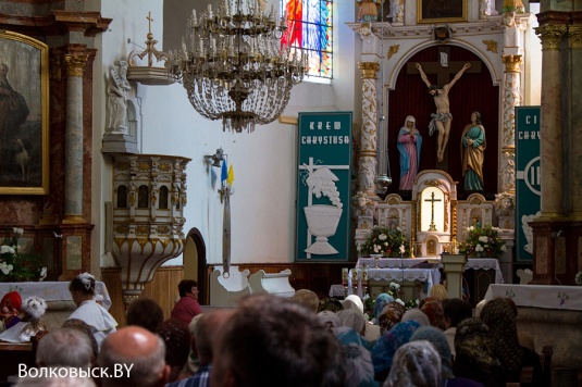 Праздник Пресвятого Тела и Крови Христа в Кремянице (фото)