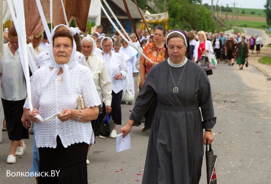 Праздник Пресвятого Тела и Крови Христа в Кремянице (фото)