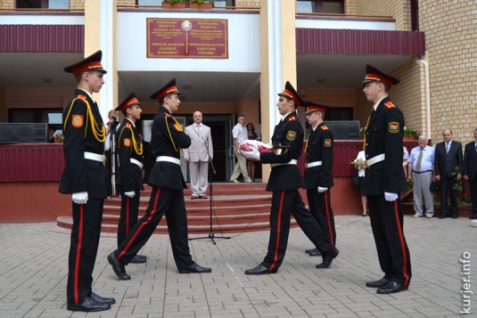 Выпускников-кадетов в Слуцке напутствовал космонавт