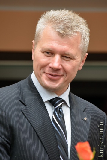 Выпускников-кадетов в Слуцке напутствовал космонавт