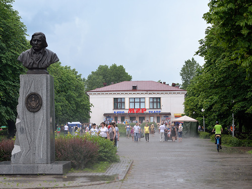 Праздничные мероприятия к Дню защиты детей в городском парке Праздничные мероприятия к Дню защиты детей в городском парке