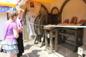 Прикоснуться к святым мощам: на Костюковщине проходит фестиваль православной культуры «Кладезь» Прикоснуться к святым мощам: на Костюковщине проходит фестиваль православной культуры «Кладезь»