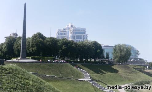 Подарком к профессиональному празднику медработникам стала поездка в Киев