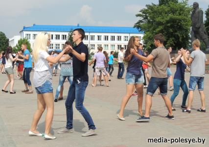 Общегородской выпускной в Столине