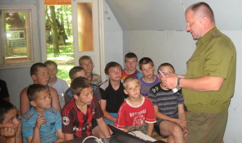 Первую смену в лагере «Горынь» отдали проблемным подросткам Первую смену в лагере «Горынь» отдали проблемным подросткам