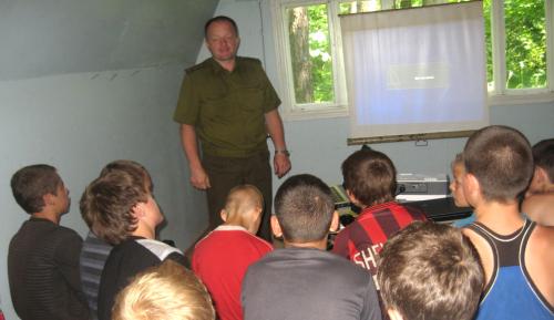 Первую смену в лагере «Горынь» отдали проблемным подросткам Первую смену в лагере «Горынь» отдали проблемным подросткам