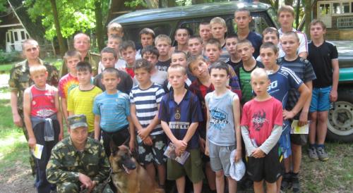 Первую смену в лагере «Горынь» отдали проблемным подросткам Первую смену в лагере «Горынь» отдали проблемным подросткам