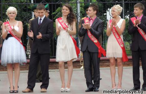 Выпускники Столинщины простились со школой