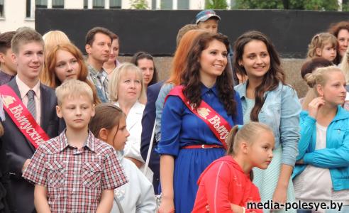 Выпускники Столинщины простились со школой