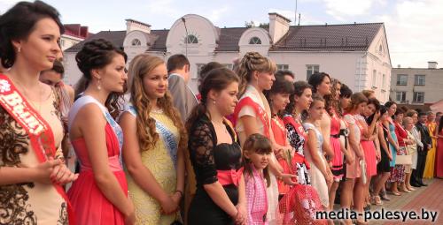 Перед выпускниками Лунинетчины открылась дверь в большую жизнь