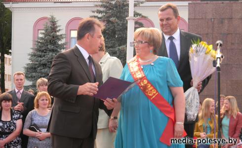 Перед выпускниками Лунинетчины открылась дверь в большую жизнь