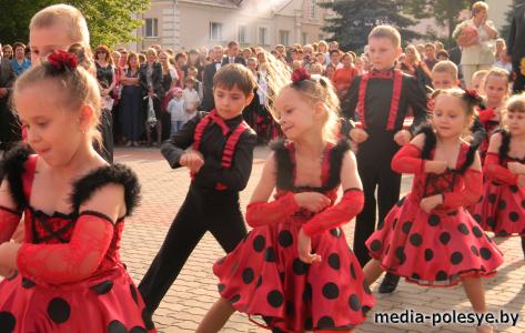 Перед выпускниками Лунинетчины открылась дверь в большую жизнь