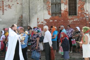 Водосвятный молебен у Свято-Вознесенского храма в д. Забычанье отслужили на Вознесение Господне.