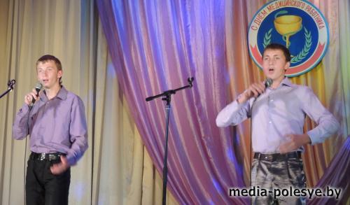 В душевной обстановке встретили свой праздник столинские медики