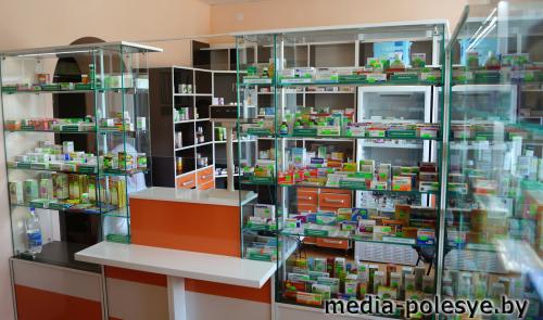 В Лахве аптека переехала по новому адресу, в аптеках Лунинца - модернизация