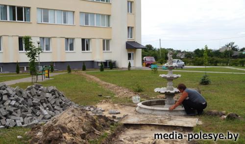 Возле центральной больницы скоро заработает фонтан