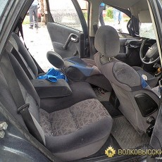 Водитель автомашины Opel врезался в трактор МТЗ