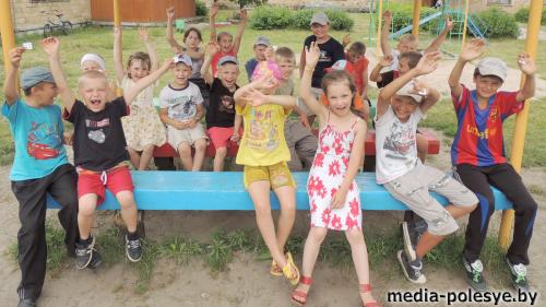 Пришкольные лагеря закрыты. Каникулы продолжаются