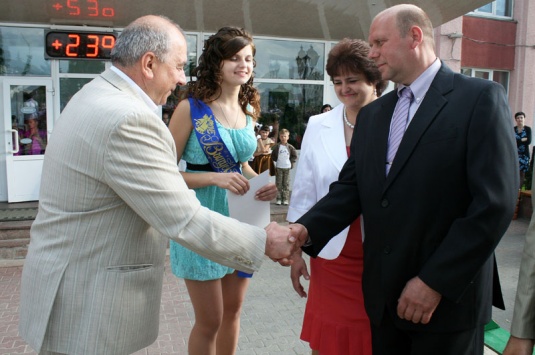 В добрый путь, выпускники! У вас всё получится! (+фото)