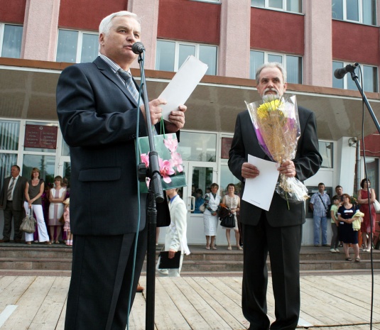 В добрый путь, выпускники! У вас всё получится! (+фото)