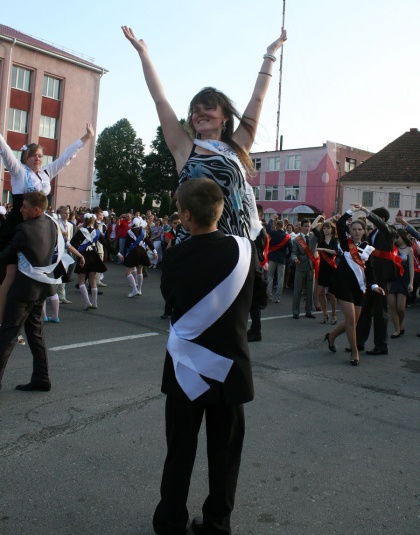 В добрый путь, выпускники! У вас всё получится! (+фото)