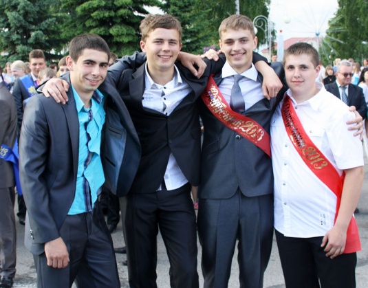 В добрый путь, выпускники! У вас всё получится! (+фото)