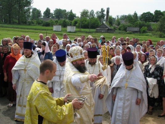 Освящение Храма архангела Михаила в Денисковичах 1 июня 2013 года (фоторепортаж)