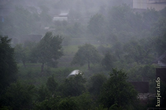 Сильнейший ливень над Слуцком