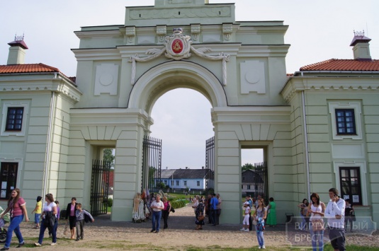 Фоторепортаж с "Ружанской брамы"