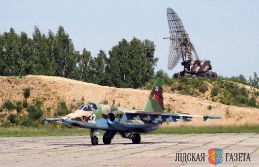 Лидские летчики начали подготовку к праздничному параду