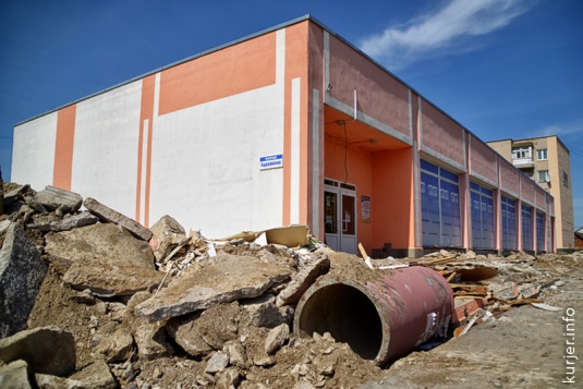 Стройки. В «Евроопте» и 46-ом. Что внутри