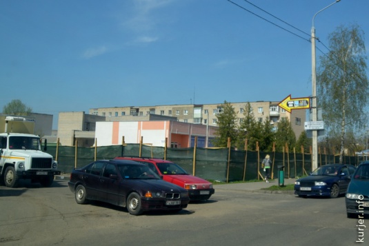 Стройки. В «Евроопте» и 46-ом. Что внутри