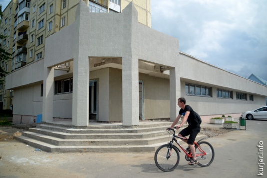 Стройки. В «Евроопте» и 46-ом. Что внутри