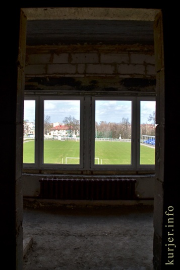 Большие стройки Слуцка. Здание стадиона: внутри, снаружи и в корне