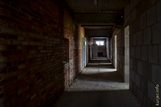 Большие стройки Слуцка. Здание стадиона: внутри, снаружи и в корне