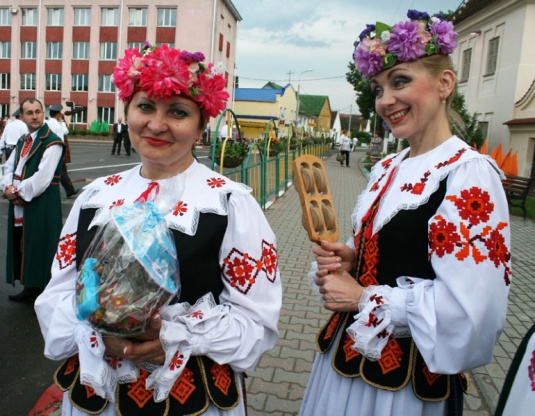 Народнай музыцы далей іскрыцца, славячы цымбальную сталіцу (+фота)