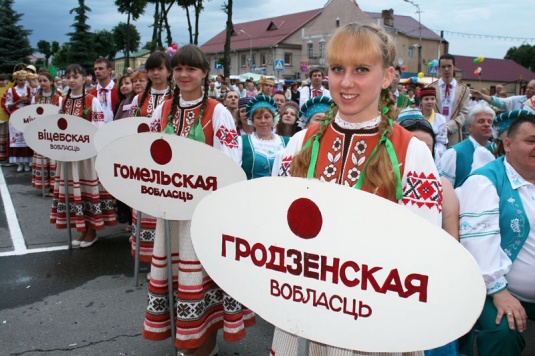 Народнай музыцы далей іскрыцца, славячы цымбальную сталіцу (+фота)