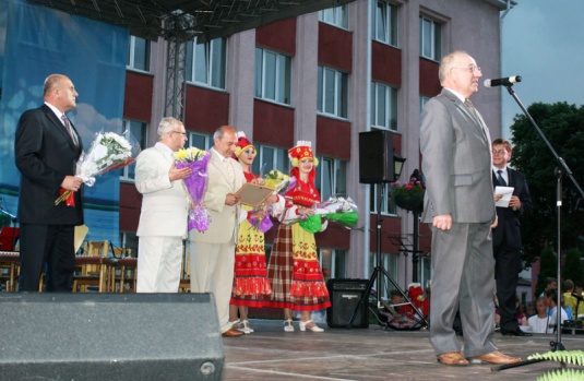 Народнай музыцы далей іскрыцца, славячы цымбальную сталіцу (+фота)