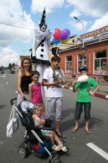 Народнай музыцы далей іскрыцца, славячы цымбальную сталіцу (+фота)