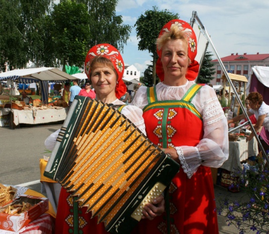 Народнай музыцы далей іскрыцца, славячы цымбальную сталіцу (+фота)