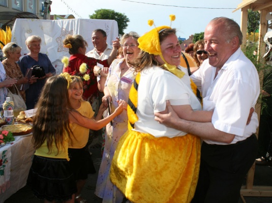 Народнай музыцы далей іскрыцца, славячы цымбальную сталіцу (+фота)