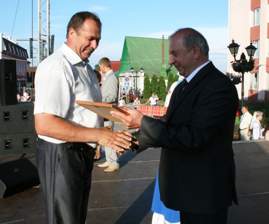 Народнай музыцы далей іскрыцца, славячы цымбальную сталіцу (+фота)